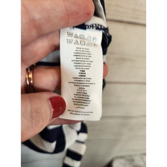 Michael Kors Women's Blue White Striped Side Tie Short Sleeve Blouse Size Medium - Picture 4 of 6